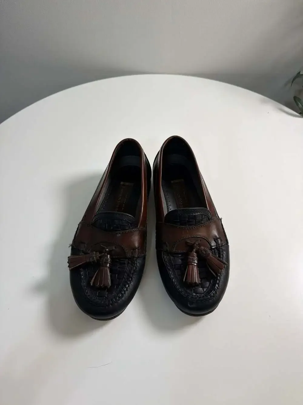 Johnston & Murphy‎ Men's Two-Tone Kiltie Tassel Loafers woven Detail Size 9M